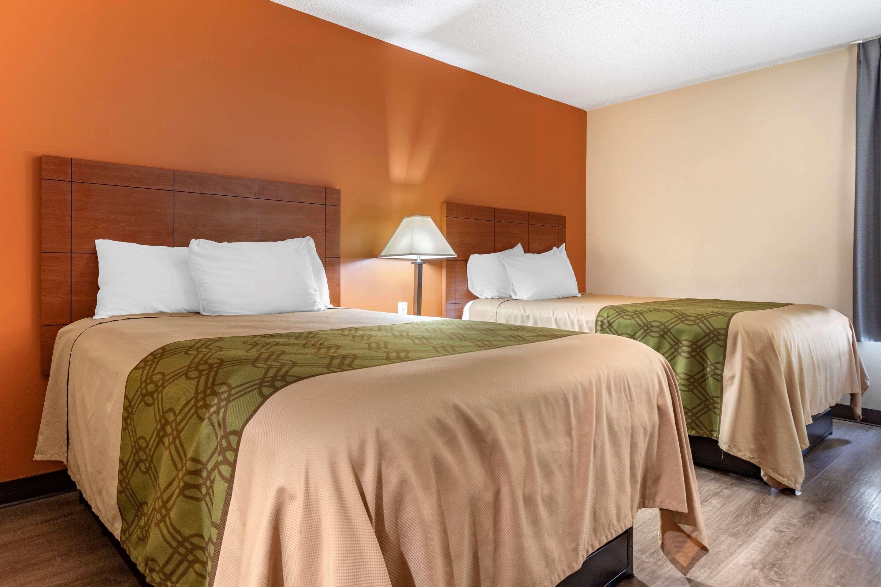 Econo Lodge St. Stephen Bagian luar foto