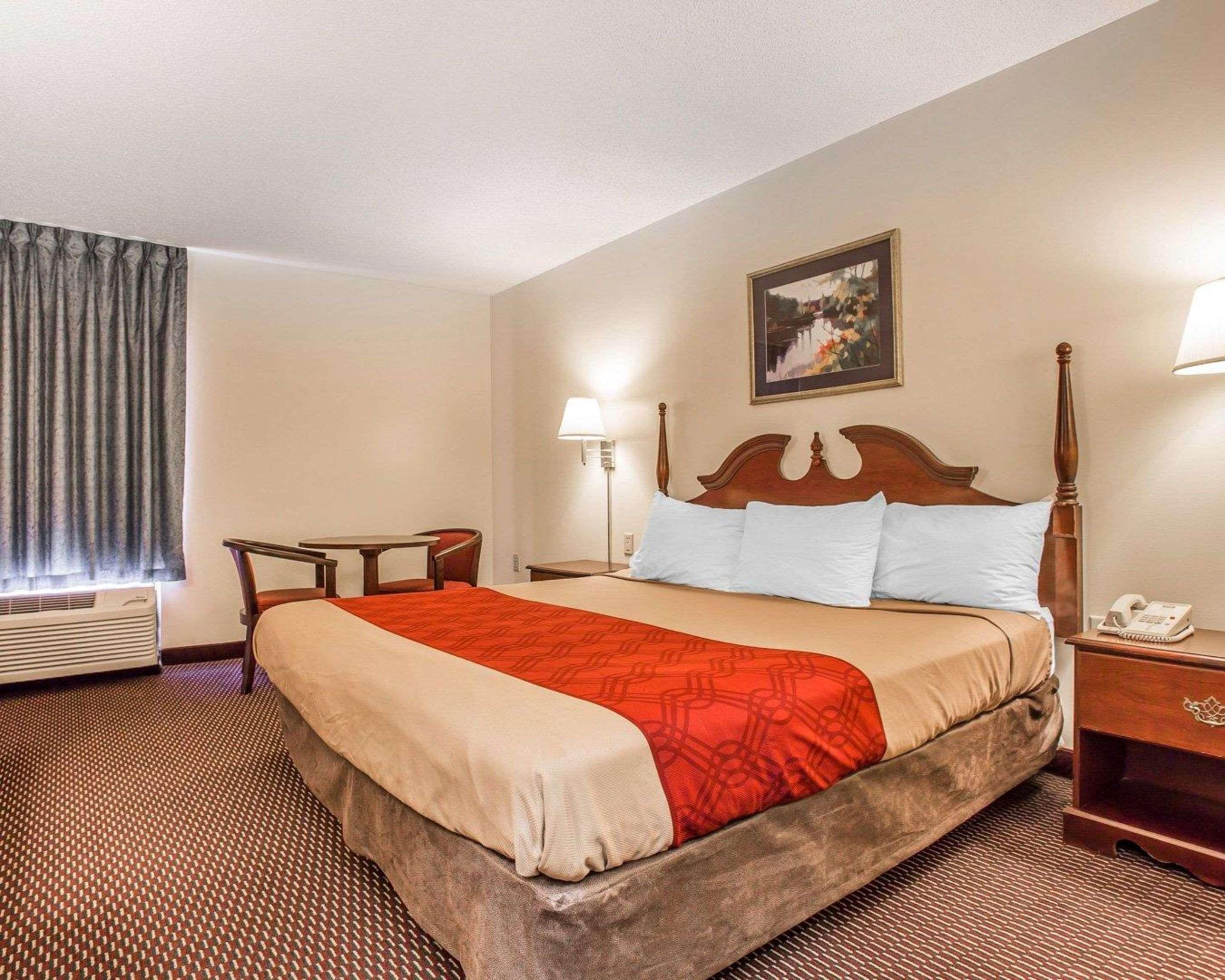 Econo Lodge St. Stephen Bagian luar foto