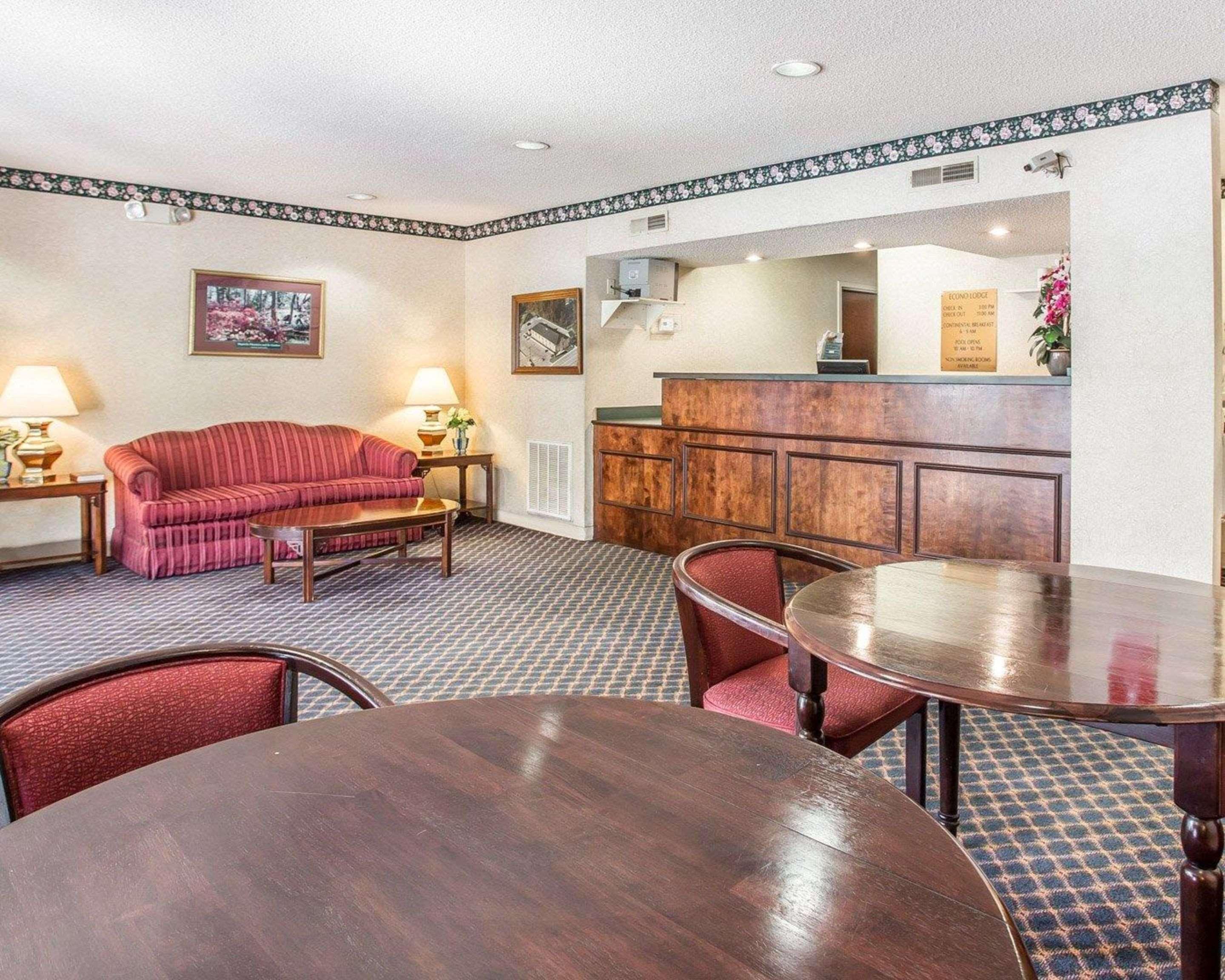 Econo Lodge St. Stephen Bagian luar foto