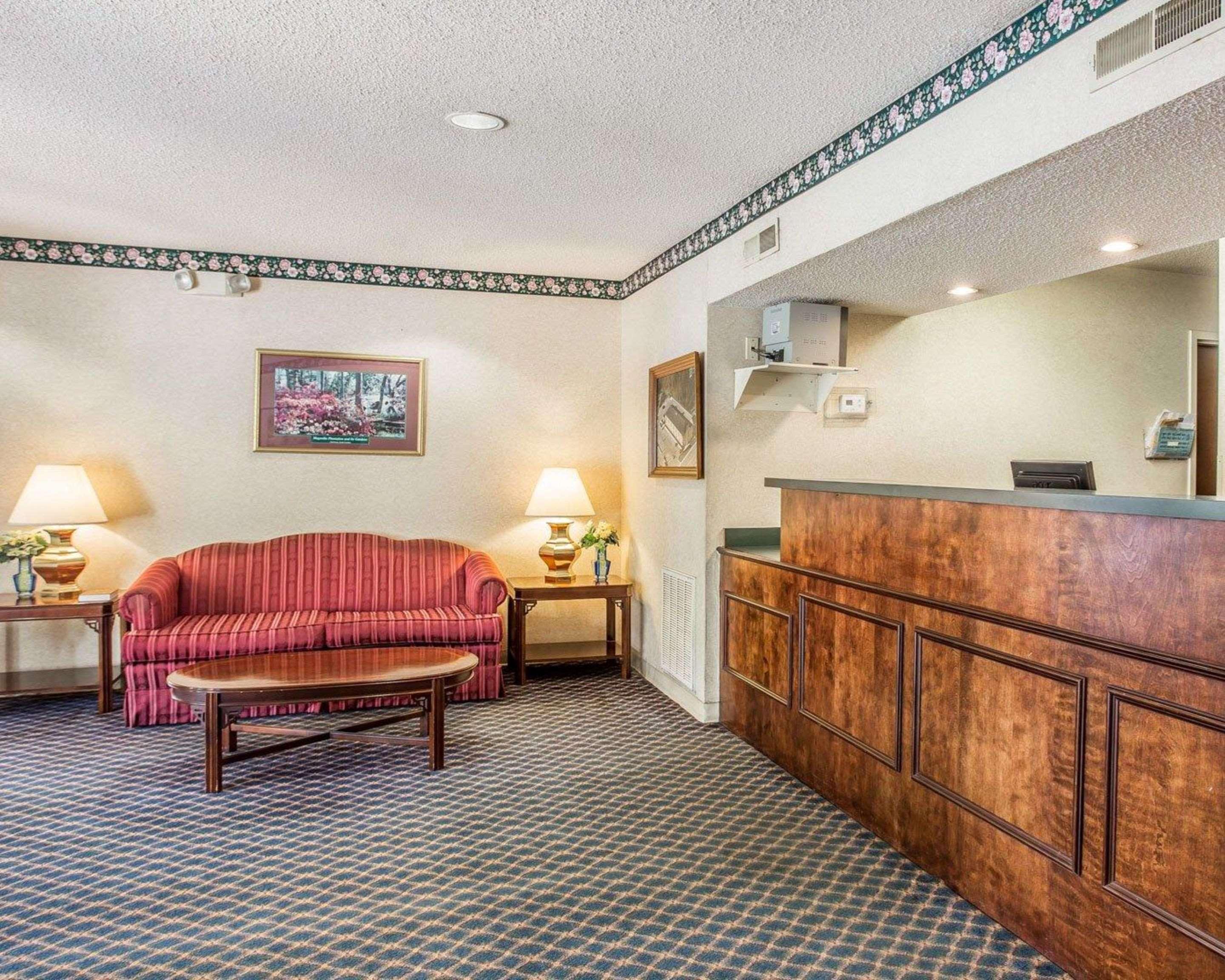 Econo Lodge St. Stephen Bagian luar foto